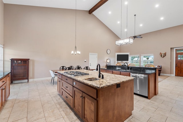 1009 Western Dr, Woodway, TX 76712 - kitchen with a kitchen island with sink, a sink, high vaulted ceiling, beamed ceiling, and stainless steel appliances