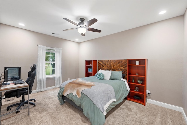 1009 Western Dr, Woodway, TX 76712 - bedroom with visible vents, recessed lighting, and light carpet