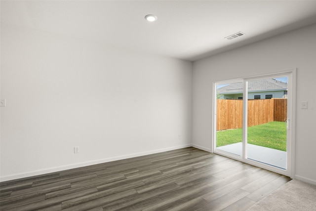 4936 Bass Dr, Fort Worth, TX 76179 - empty room featuring plenty of natural light, dark wood-style flooring, baseboards, and recessed lighting