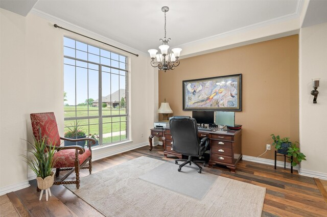 home office featuring ornamental molding, a chandelier, dark wood-type flooring, and baseboards