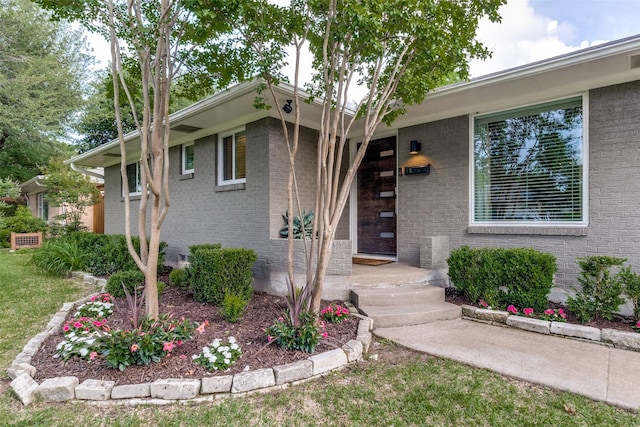 3158 Newcastle Dr, Dallas, TX 75220 - view of front of property with brick siding