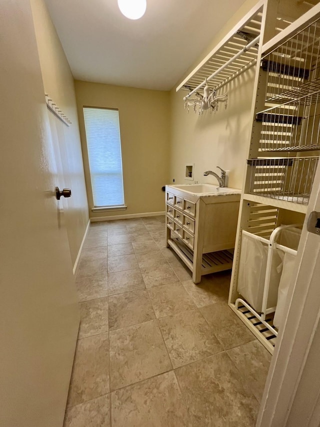 3509 Arbuckle Dr, Plano, TX 75075 - clothes washing area featuring washer hookup, baseboards, and laundry area
