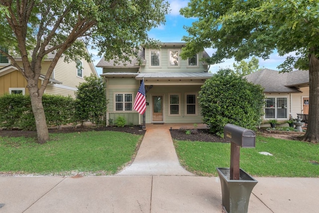 view of front of property with a front yard