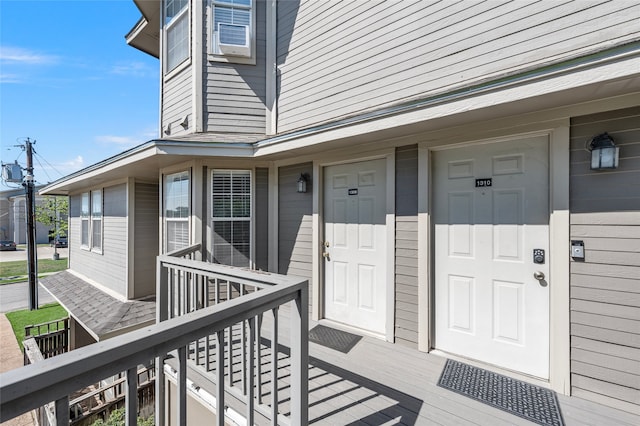 entrance to property with covered porch