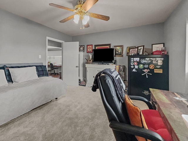 bedroom featuring carpet and a ceiling fan