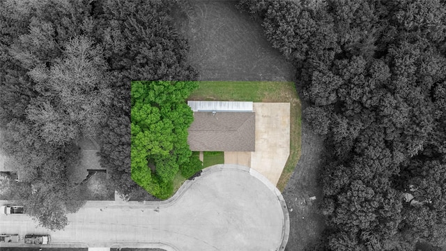 401 Mara Ln, Red Oak, TX 75154 - drone / aerial view