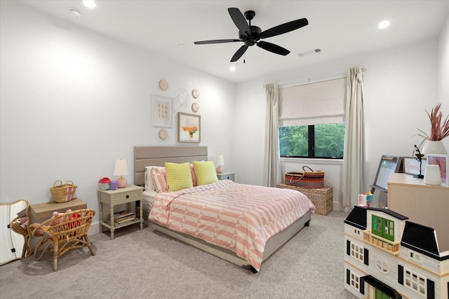 bedroom with visible vents, recessed lighting, a ceiling fan, and light colored carpet