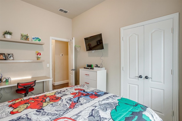 11948 Carlin Dr, Fort Worth, TX 76108 - bedroom with visible vents, baseboards, and a closet