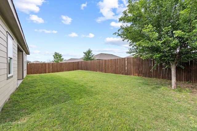 1823 Wolf Run, Anna, TX 75409 - view of yard featuring a fenced backyard