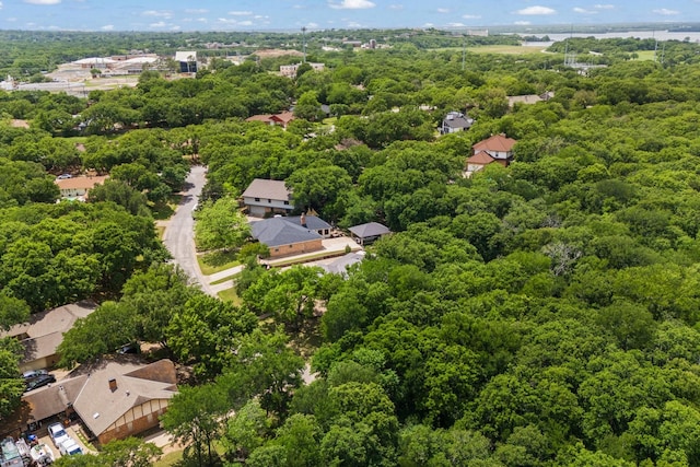 bird's eye view with a view of trees