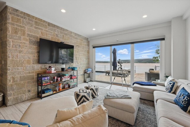 living area featuring recessed lighting