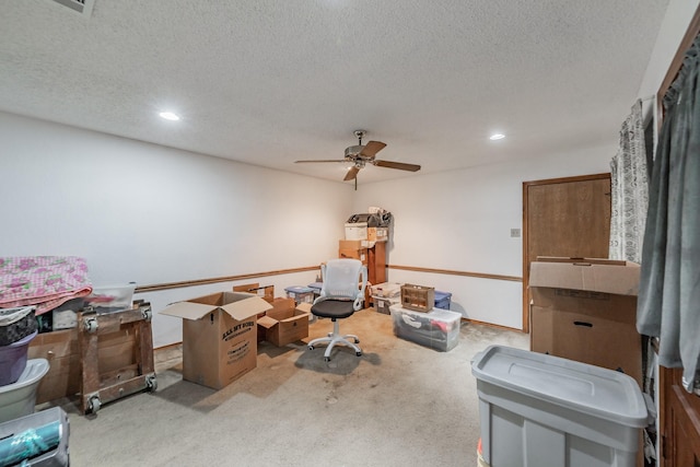 misc room featuring recessed lighting, a ceiling fan, carpet flooring, and a textured ceiling