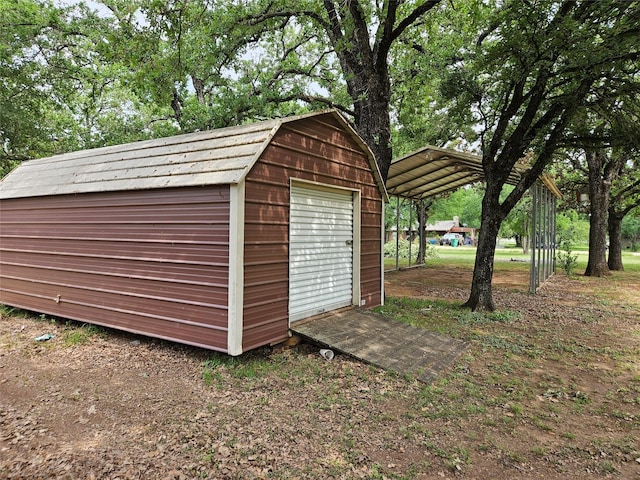 view of outdoor structure with an outdoor structure