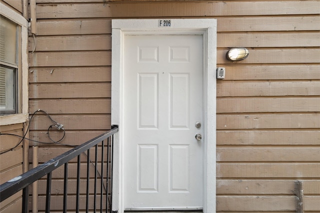 view of property entrance