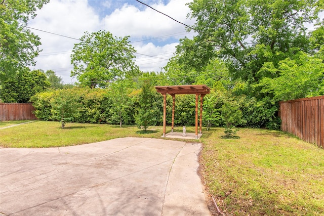 3211 Lockmoor Ln, Dallas, TX 75220 - view of yard featuring a patio and a pergola