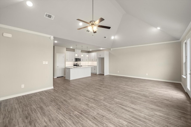 343 Preston Rd, Mabank, TX 75147 - unfurnished living room featuring visible vents, recessed lighting, ceiling fan, and wood finished floors