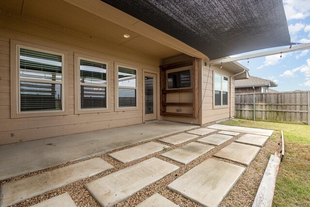 146 Willowbend Loop, Mabank, TX 75156 - view of patio featuring fence
