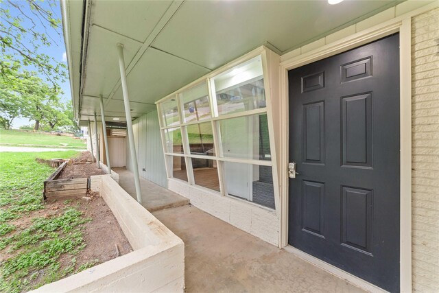 view of property entrance