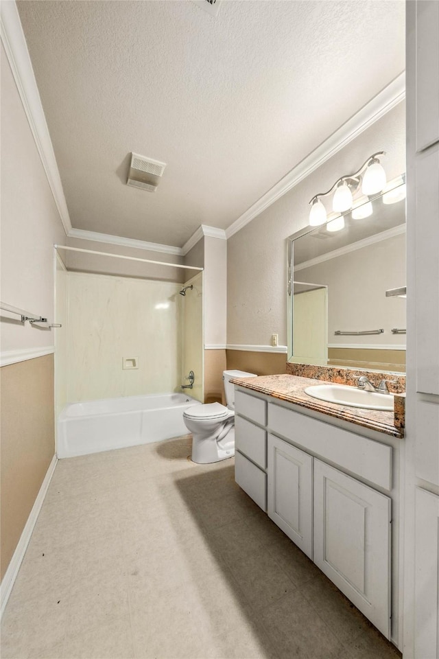 3133 Chimney Hill Dr, Waco, TX 76708 - bathroom featuring a textured ceiling, vanity, toilet, washtub / shower combination, and ornamental molding