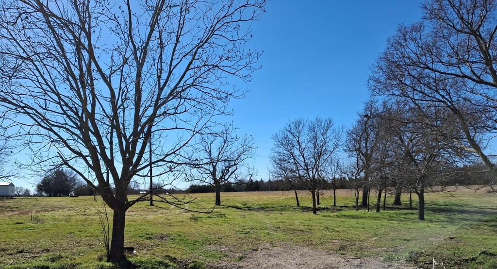 9426 Dripping Springs Rd, Denison, TX 75021