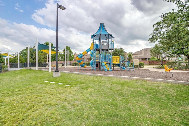8357 Blue Periwinkle Ln, Fort Worth, TX 76123 - community play area featuring fence and a yard