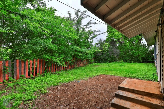 890 Sammons St, Abilene, TX 79605 - view of yard featuring a fenced backyard