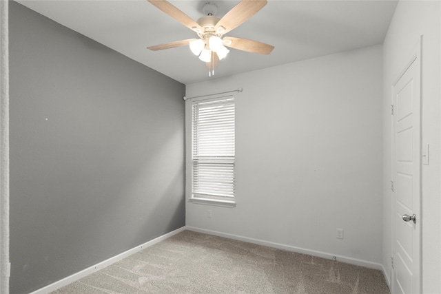 517 Williams Way, Van Alstyne, TX 75495 - empty room featuring a ceiling fan, baseboards, and light carpet