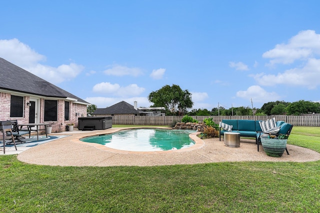 303 Valley View Ct, Rio Vista, TX 76093 - view of pool with a hot tub, a patio area, a fenced backyard, and a lawn