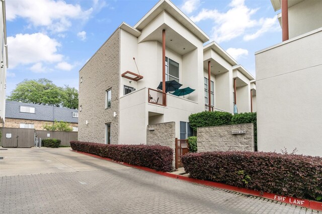 4030 Travis St Unit A, Dallas, TX 75204 - bedroom with carpet floors, recessed lighting, a ceiling fan, and baseboards