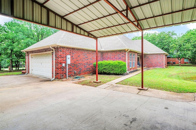 exterior space featuring driveway