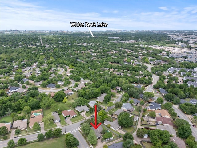 9008 Flicker Ln, Dallas, TX 75238 - aerial view of property and surrounding area