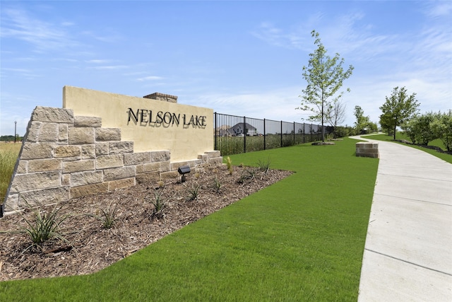2206 Stratford Rd, Rockwall, TX 75087 - view of home's community
