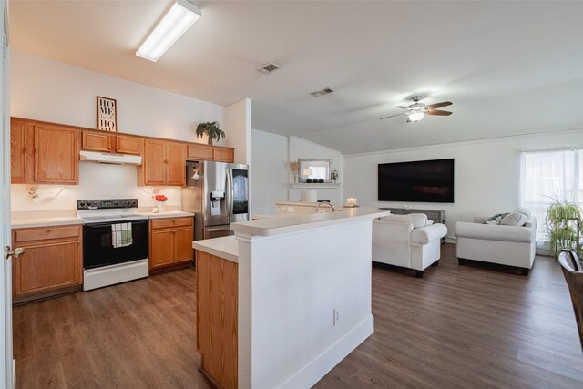 kitchen with ceiling fan, white range with electric cooktop, under cabinet range hood, stainless steel refrigerator with ice dispenser, and visible vents