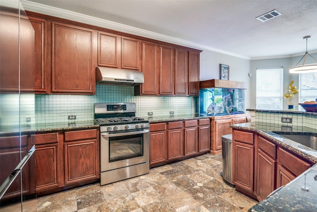 kitchen featuring decorative backsplash, visible vents, crown molding, stainless steel gas range oven, and under cabinet range hood