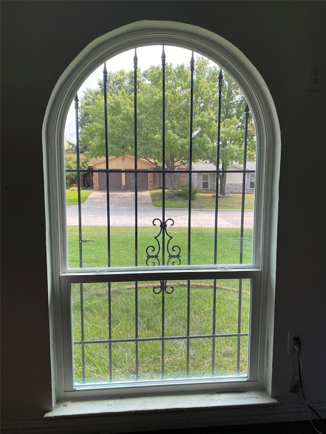 2406 Parkside Dr, Grand Prairie, TX 75052 - view of interior details