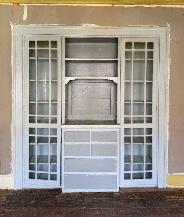 view of exterior details