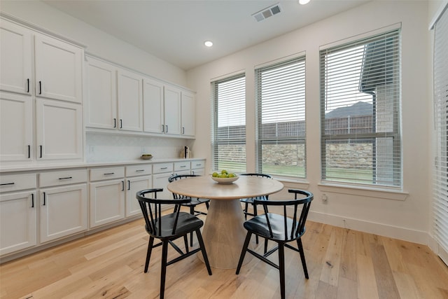 1719 Godello Dr, Mclendon Chisholm, TX 75032 - dining room with visible vents, recessed lighting, baseboards, and light wood-type flooring
