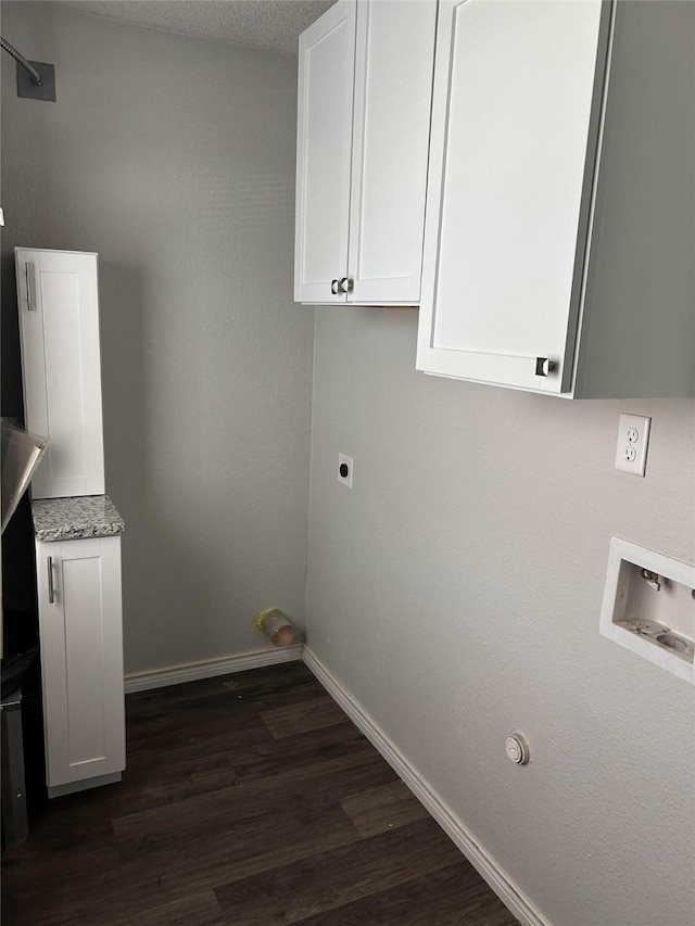 laundry room with hookup for an electric dryer, hookup for a gas dryer, baseboards, hookup for a washing machine, and dark wood-type flooring
