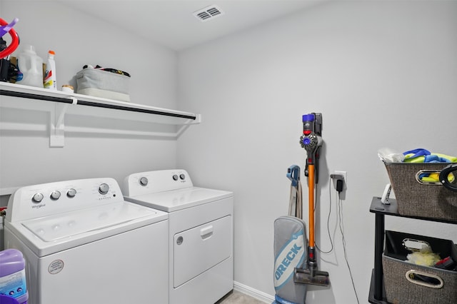 3613 Ridgeway Ln, Denton, TX 76226 - laundry area with washing machine and dryer