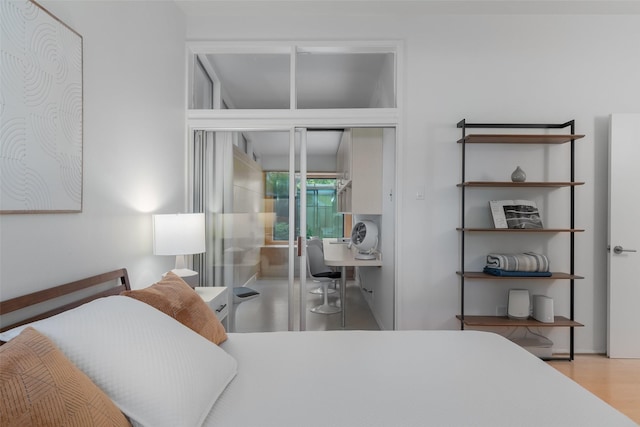 bedroom featuring a closet
