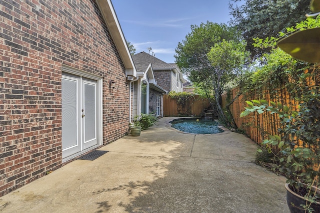 2630 Lakeforest Ct, Dallas, TX 75214 - fenced backyard with a patio