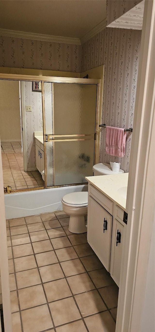 2 Woodfern Ln, Haughton, LA 71037 - bathroom with vanity, tile patterned flooring, toilet, and wallpapered walls