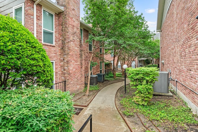 7510 Holly Hill Dr Unit 154, Dallas, TX 75231 - exterior space with central AC