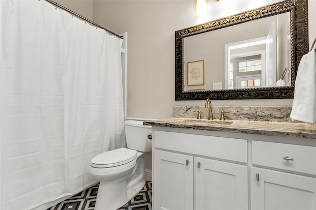 504 Glenbrook Ct, Southlake, TX 76092 - full bath featuring vanity, curtained shower, and toilet