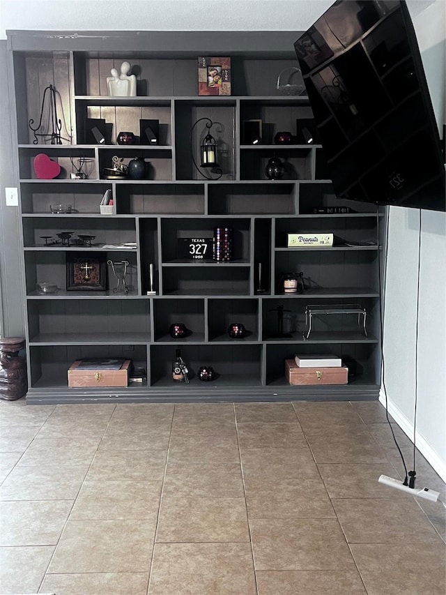 2551 Mossglen Dr, Dallas, TX 75227 - view of storage