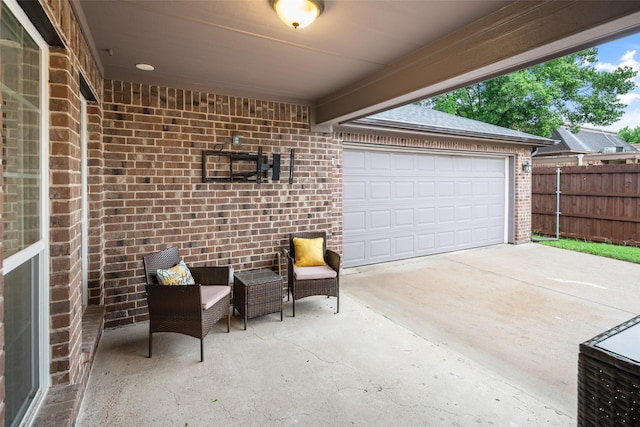 3050 Kinkaid Dr, Dallas, TX 75220 - view of patio featuring concrete driveway
