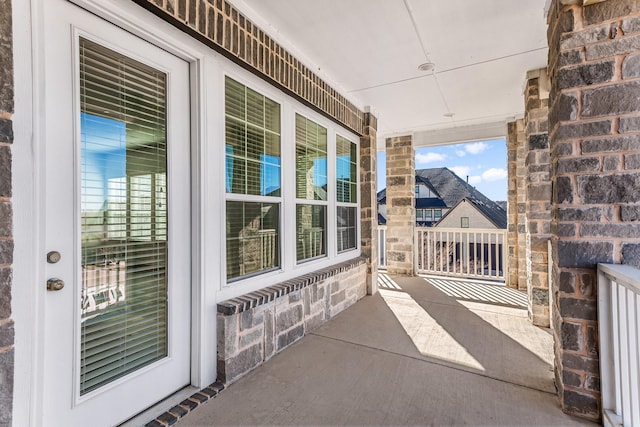 view of patio / terrace with covered porch