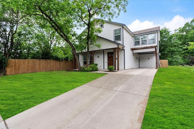 729 Rockwood St, Dallas, TX 75203 - view of front of property featuring concrete driveway and a garage