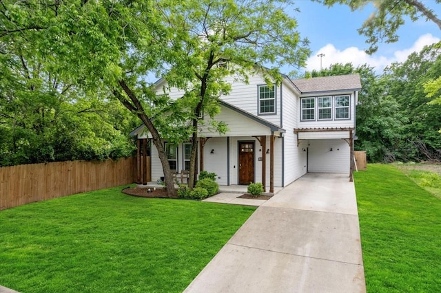 729 Rockwood St, Dallas, TX 75203 - traditional-style house with concrete driveway and a porch