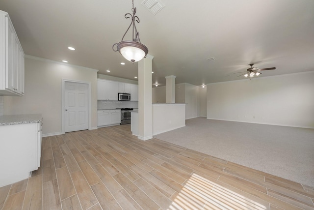 unfurnished living room featuring crown molding, ceiling fan, light wood-style floors, recessed lighting, and visible vents